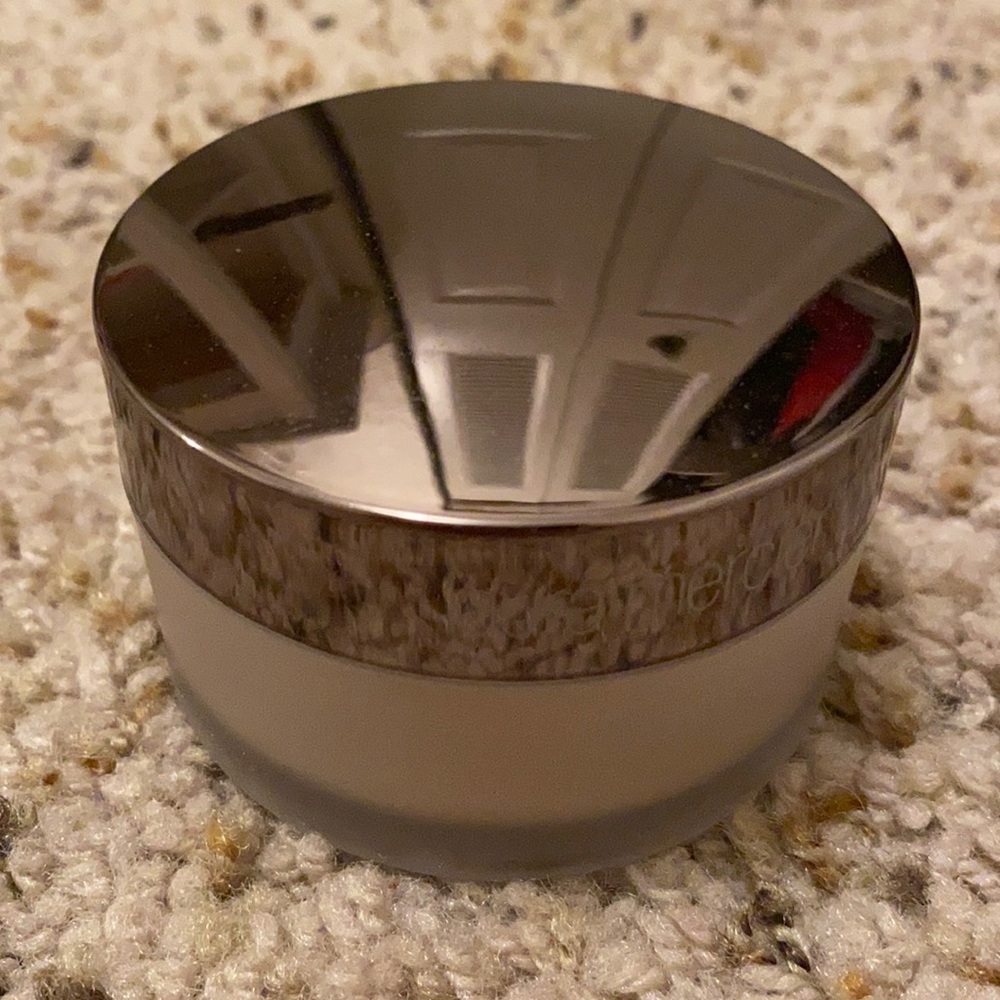 Laura Mercier glow setting powder